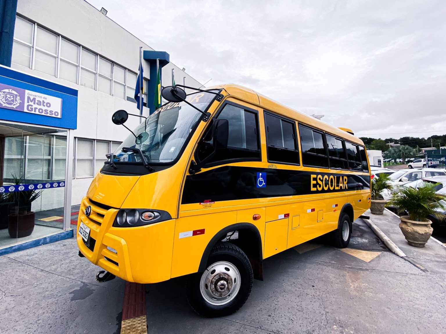 Os novos ônibus vão otimizar o transporte escolar com mais conforto e rapidez.