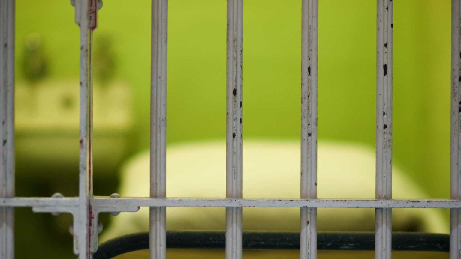 Alemanha: Falsa médica condenada a prisão perpétua por morte de pacientes